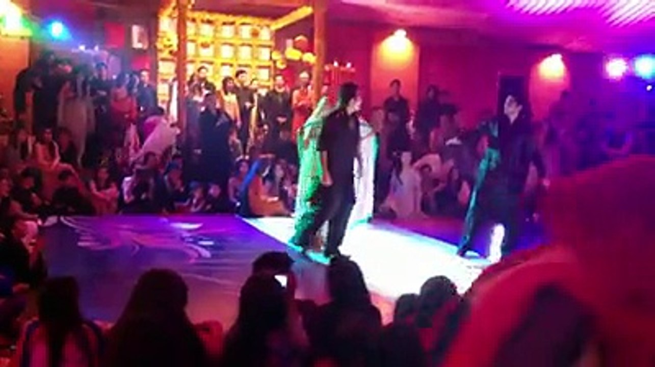 Pakistani Dance on Wedding