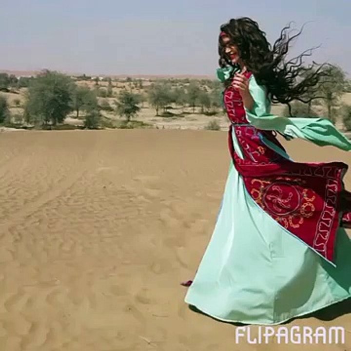 ‫نسرين طافش تشعل "الإنستغرام" برقصها الخليجي وشعرها الطويل!‬‎