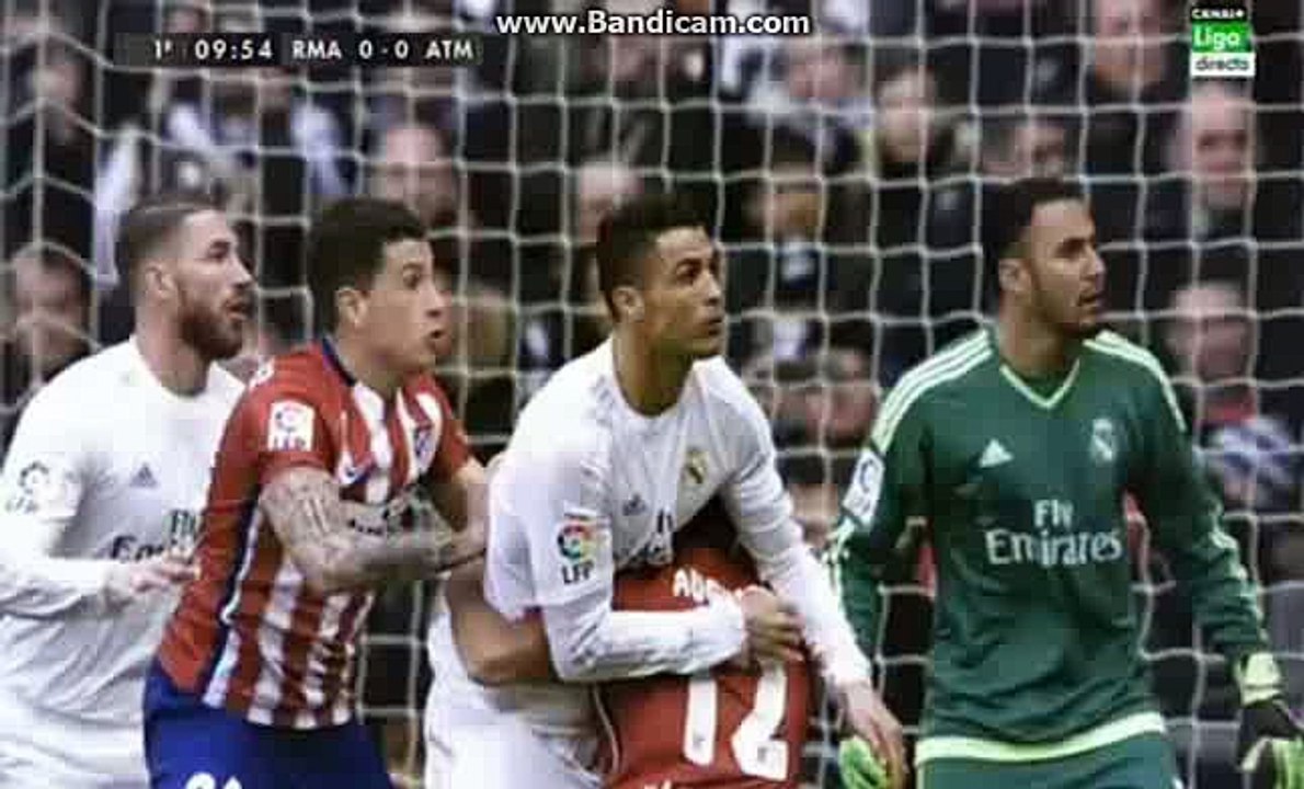 Jose Gimenez Super Chance Real Madrid 0-0 Athletico Madrid 27-02-2016