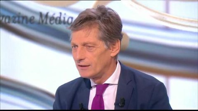 Nicolas De Tavernost troublé par Ophélie Meunier dans Le Tube