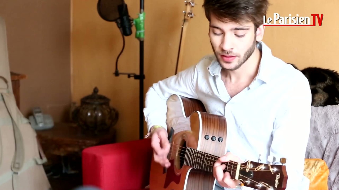 Navii chante «J'écoute du Miles Davis»