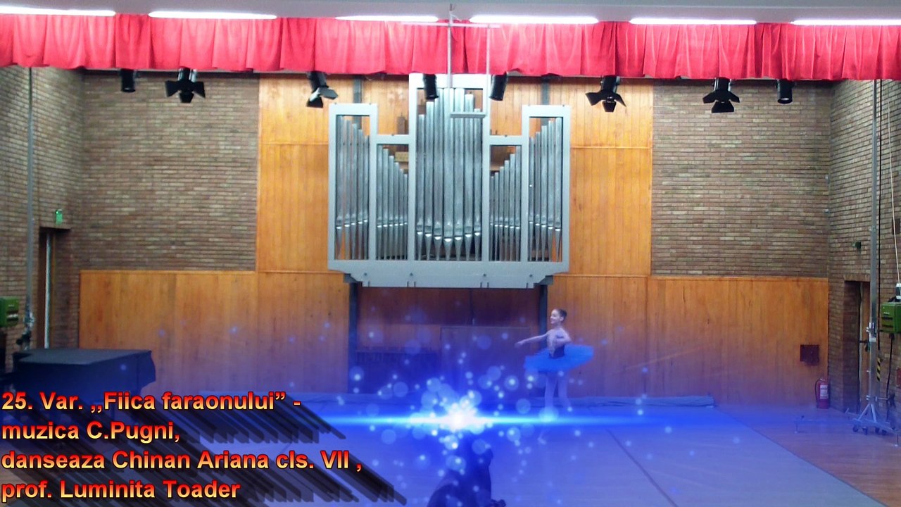 Var. ,,Fiica faraonului” - muzica C.Pugni, danseaza Chinan Ariana cls. VII , prof. Luminita Toader