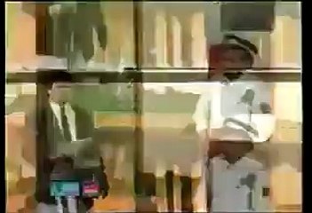 Umar Shareef as Lawyer - Funniest clip from Old Drama