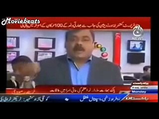 Nusrat Javed taking class of Tauba Tauba guy