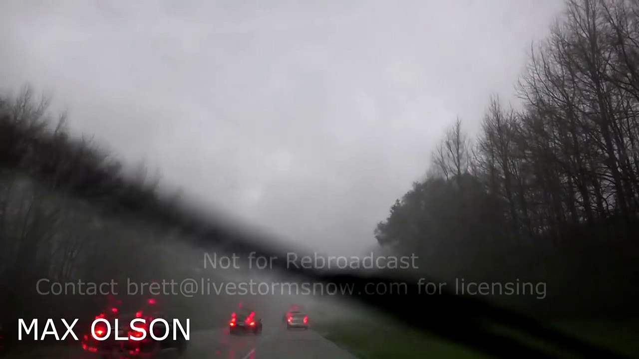 Close Weak Tornado Intercept on I-10 Baton Rouge, LA 2-23-2016