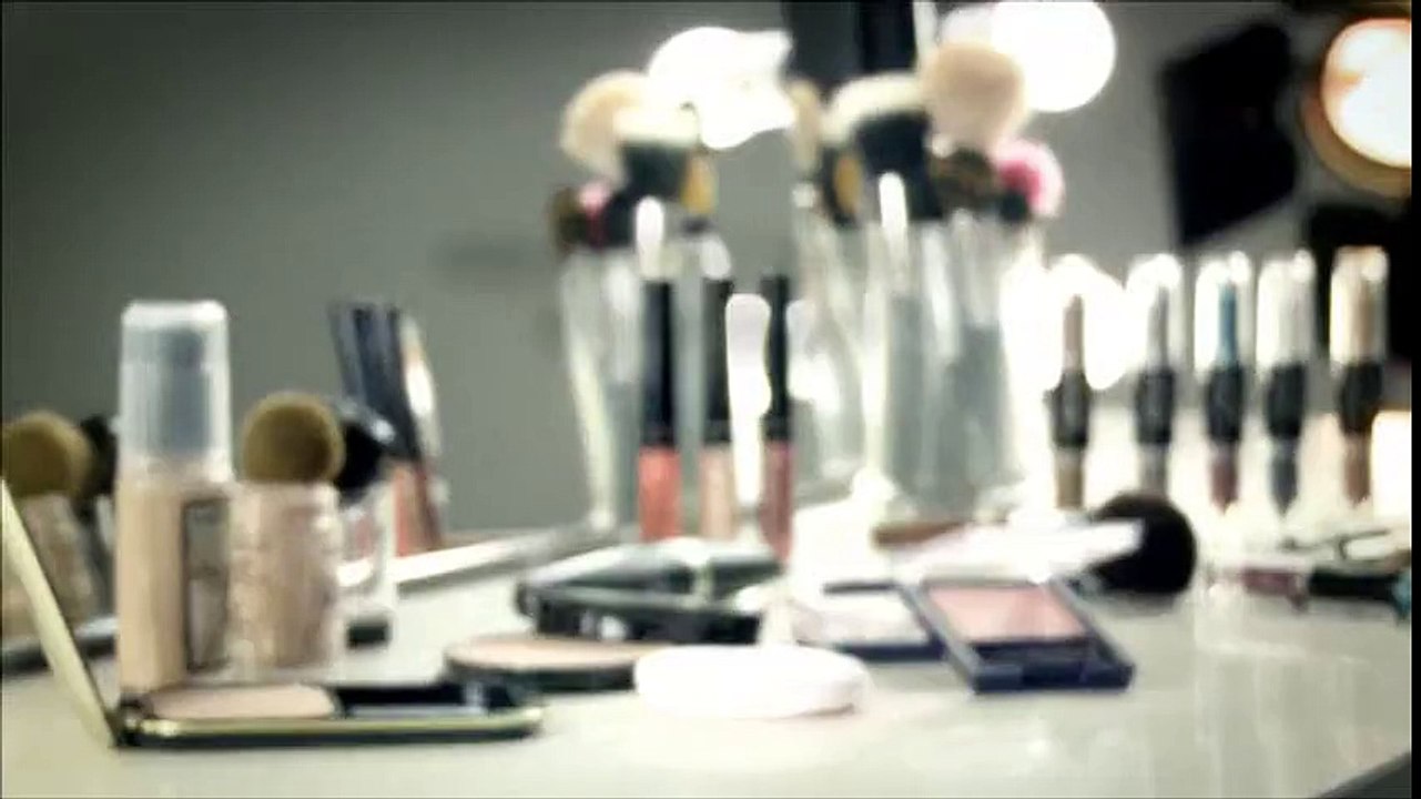 Smoky Eye Effect Eyeshadow TUTORIAL