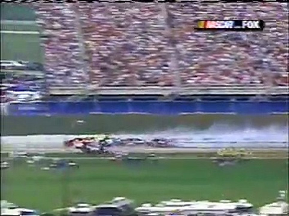 NA$CAR biggest crash in Modern Era