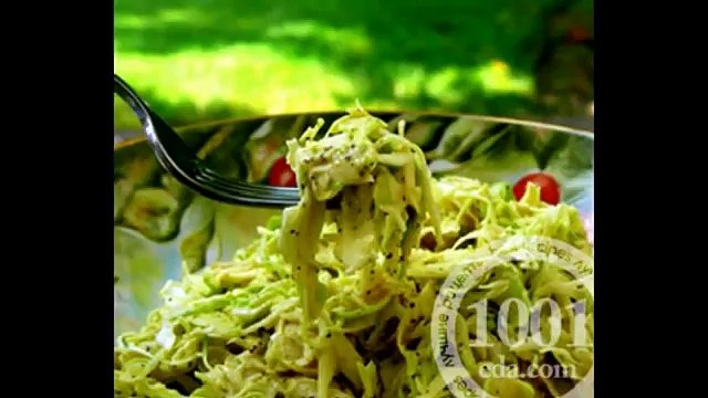 Cалат из капусты с горчицей и перцем