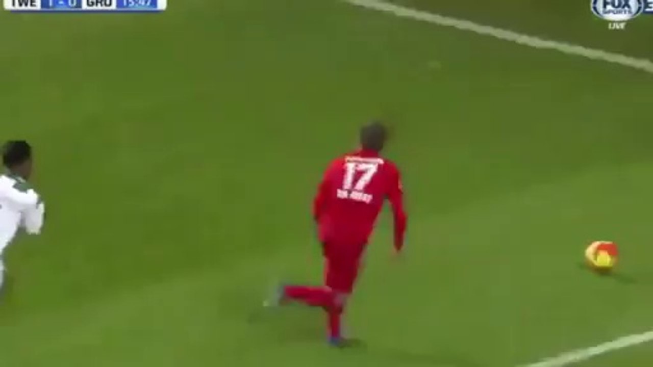 TWENTE PLAYER SUPER SKILL GOAL