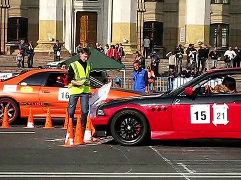 Фигурное вождение. Алматы, Казахстан. 2009