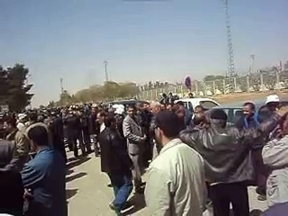 Sit-in des travailleurs de la Sonatrach - 27 03...