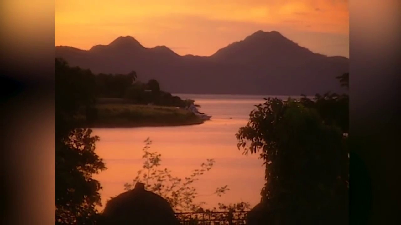 SwimDaily, Josie Maran 2002