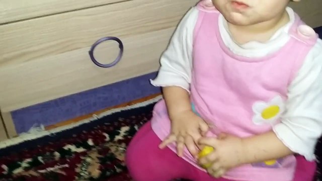 Вот Так Надо Есть Яблоко!! )) Here So It is necessary to eat Apple!!))