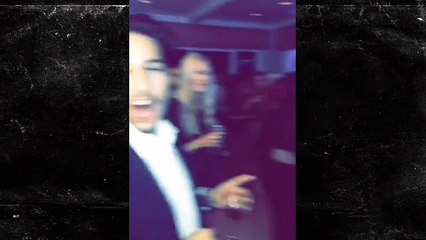 Scott Disick & Kourtney -- Together Again At Star-Studded Party