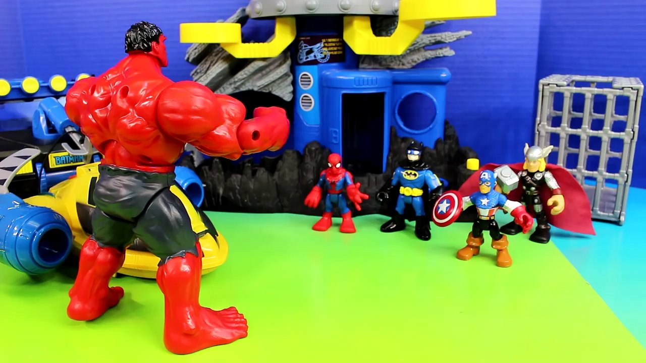 Imaginext Joker Creates Robotic Red Hulk to Battle Batman Robin Spider-man Wolverine Thor