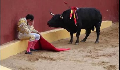 alvaro munera crying