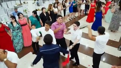 Rustam Mahmoudian sings on Yezidi Wedding in Tbilisi 28.06.2014 g