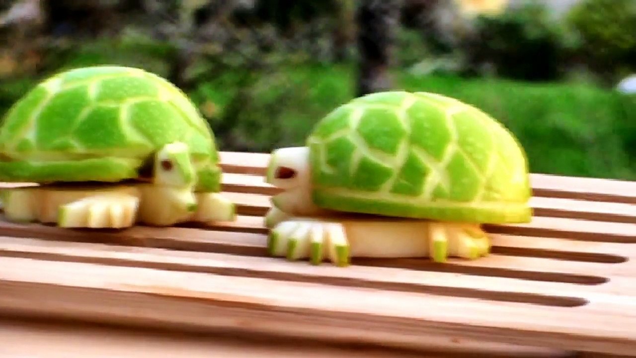 How to Make Apple Turtle Decoration _ Apple Art _ Fruit Carving Apple Garnishes