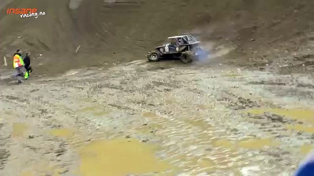 Insane Crash and Wreck! - Formula Offroad 4x4 (2)
