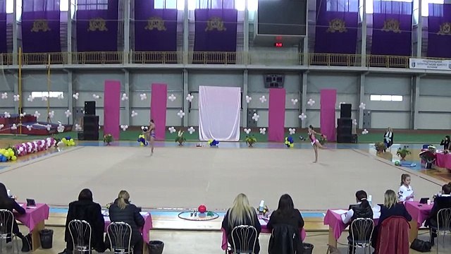 Художественная гимнастика- Виктория Макаренко и Анастасия Смирнова - упражнения с мячом (ЧУ-2015)