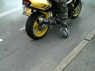 900 cbr en burn!!!!!!!!!!!!