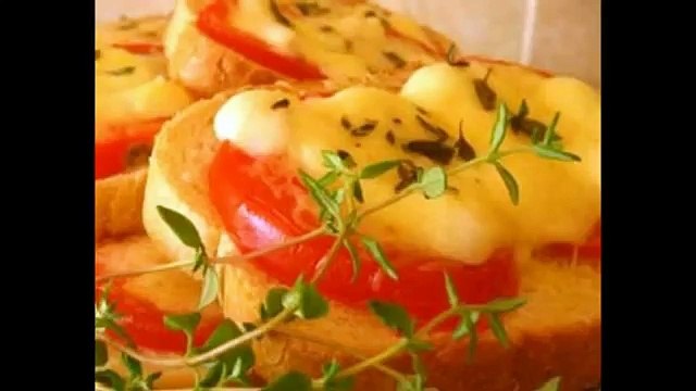 Горячие бутерброды с помидорами