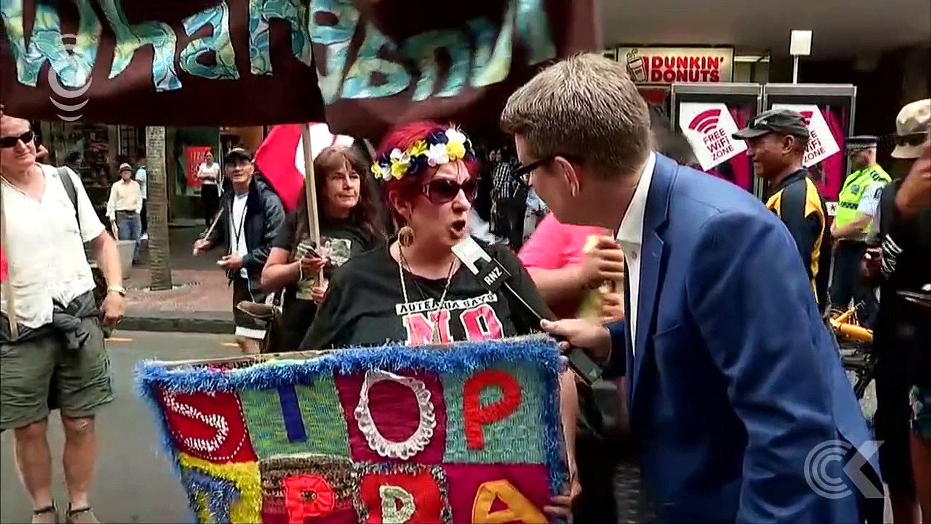 ⁣John Campbell among the TPP protesters׃ RNZ Checkpoint