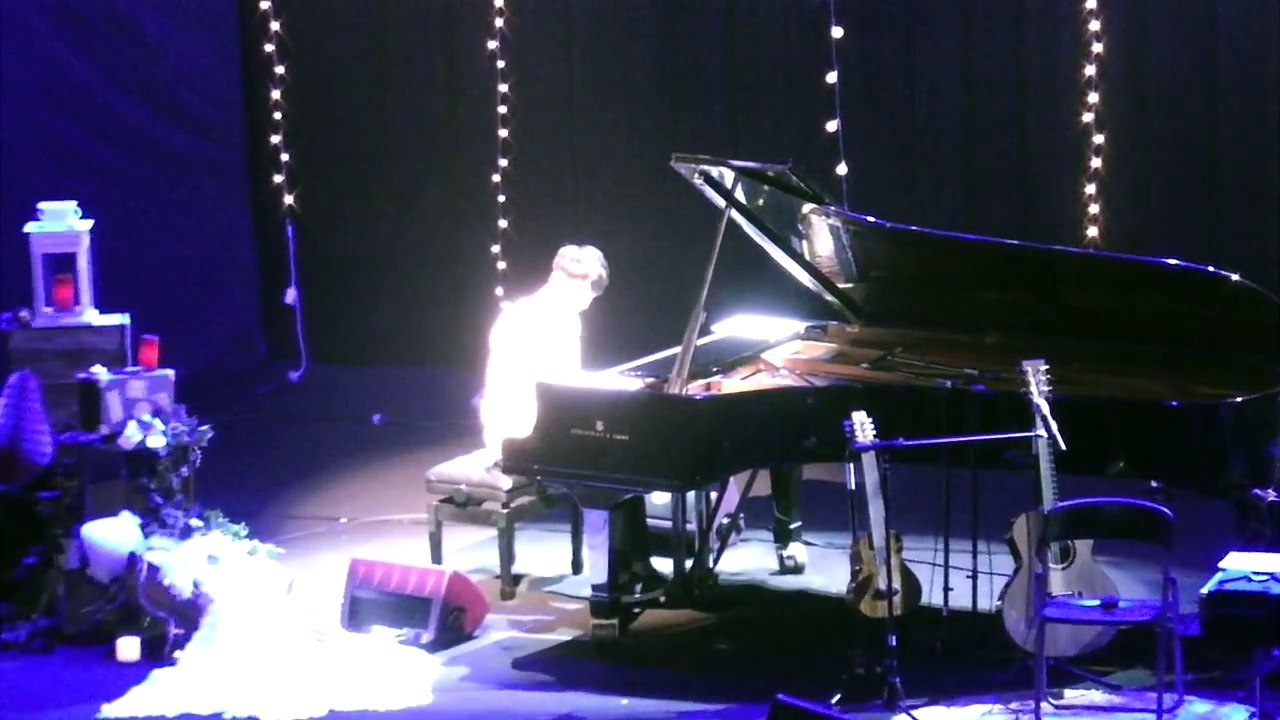 (Yiruma) River Flows In You - Sungha Jung (Piano Live)