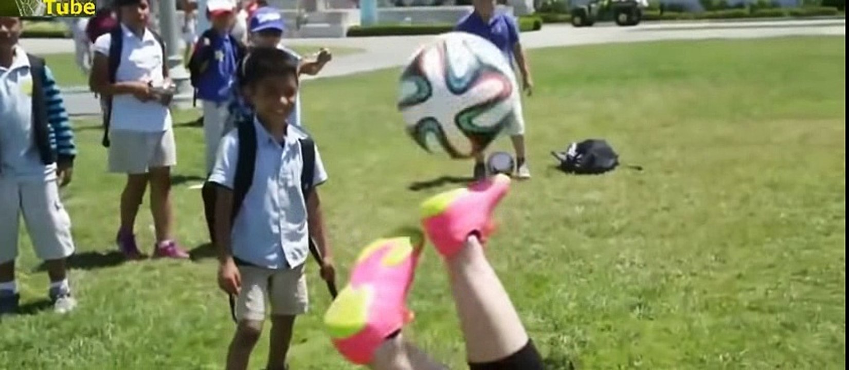 Women football Freestyle Football Girl 2016 Amazing Freestyle Football 2016