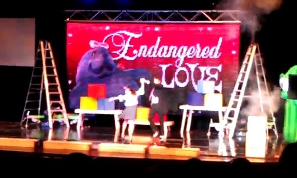 Veggie Tales Live! Endangered Love (Barbara Manatee)