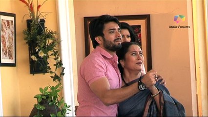 Suhani to jump off the Birla family house on the show Suhani Si Ek 28 feb2016 Ladki_