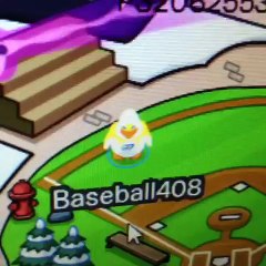 Online Games-How to get a pin in club penguin