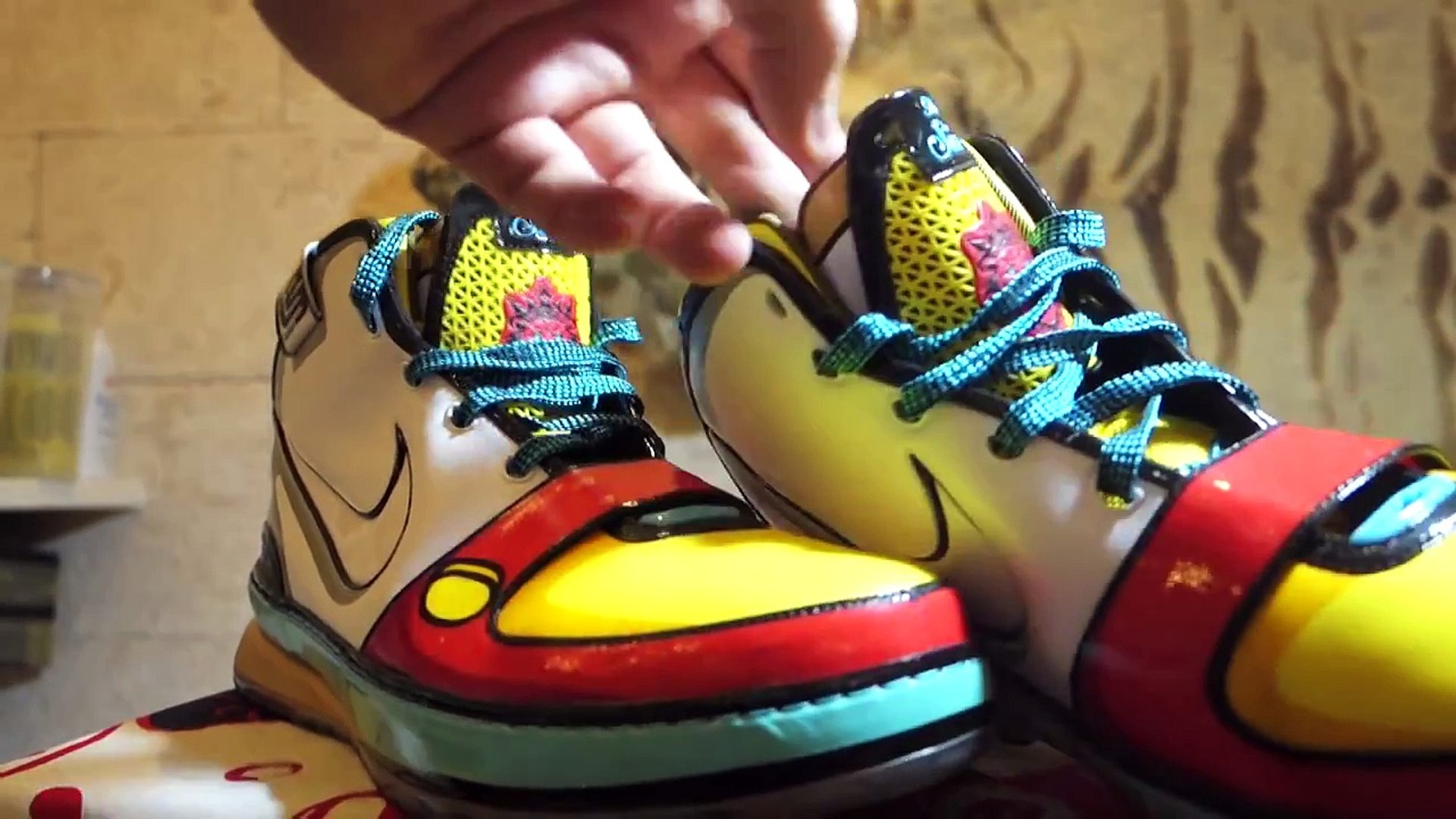 lebron james stewie griffin shoes