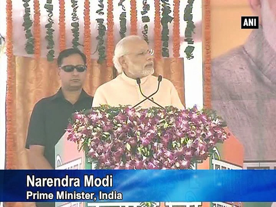 PM Modi asks farmers to transform challenges into opportunities