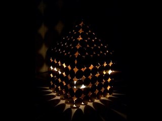 Светильник из монет