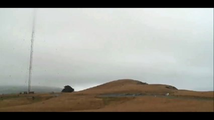 Demolition of RNZ mast at Titahi Bay, Porirua (Video courtesy of Valley Audio)