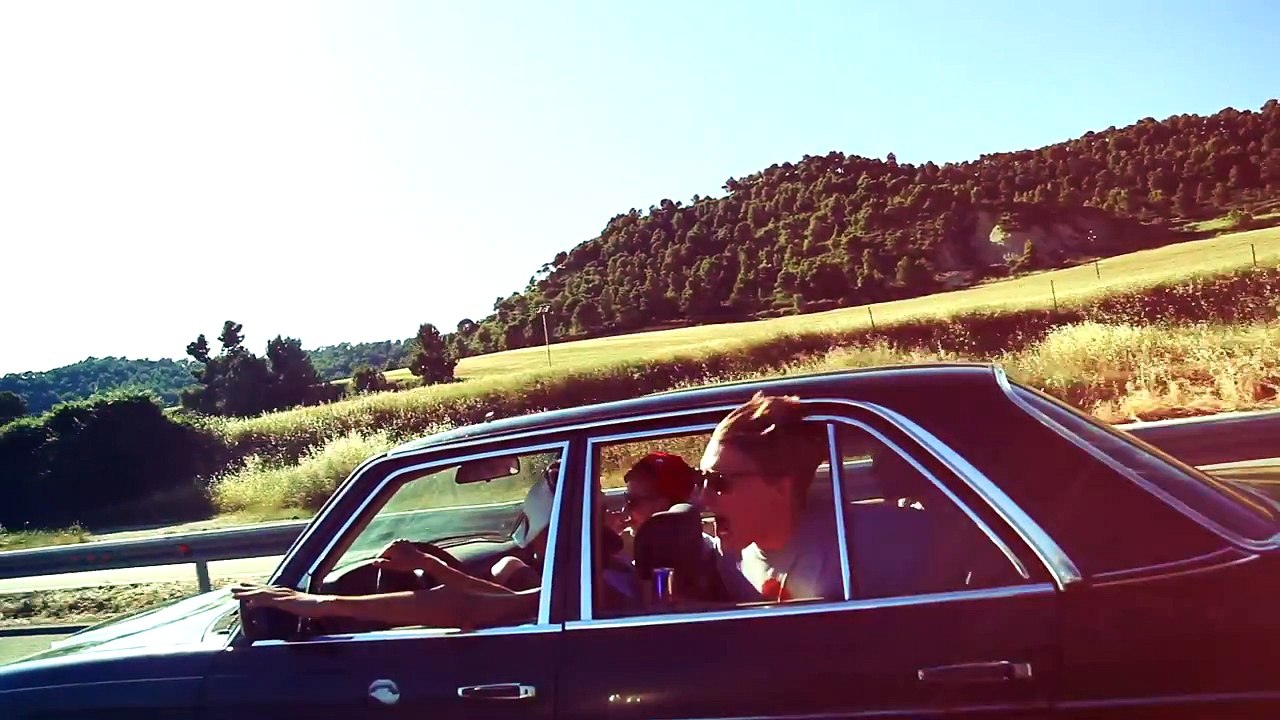 Cro - Whatever (Official Version)