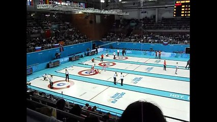 Керлинг - Россия - США - мужчины - Напряженный момент!