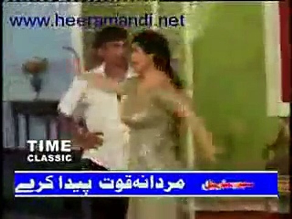 Hina Shaheen Mujra.flv