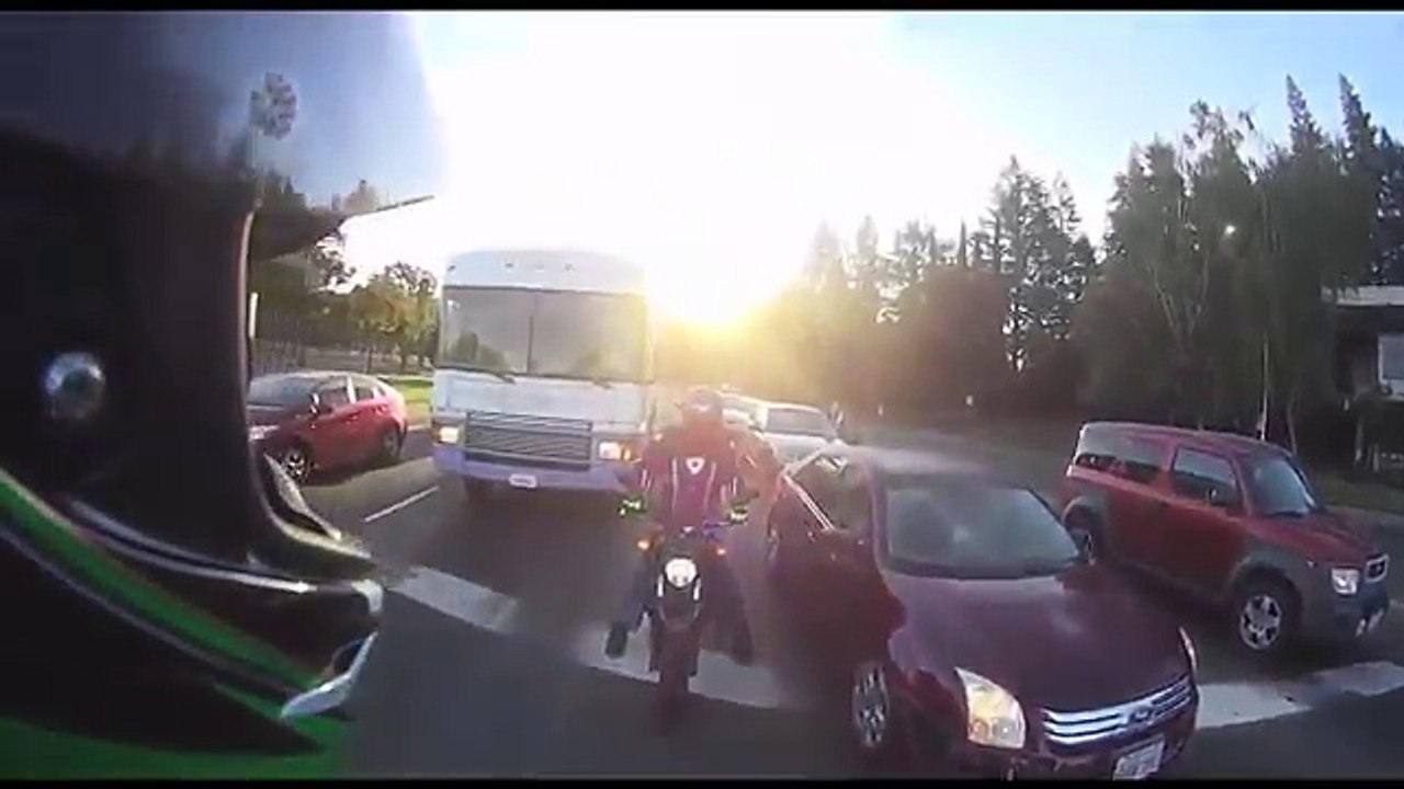 Incidenti stradali veri crash Incidenti spettacolari