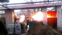 Широкино ополченцы бьют из РПГ - Ukraine: militia fired  from RPG