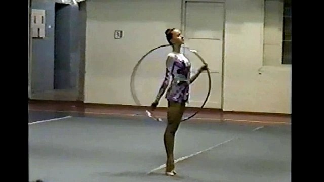 Художественная гимнастика. Упражнение. Обруч