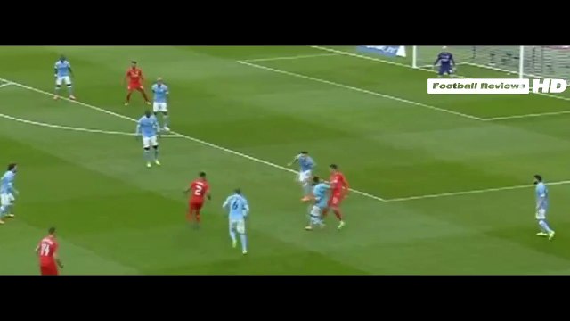 Liverpool vs Manchester City 0-0 Philippe Coutinho Amazing No Look Pass (Capital One Cup 2016)