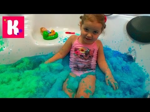 Синяя и зелёная ванна с желе & Маша и Медведь с уточкой распаковка игрушки и карандаши для ванной