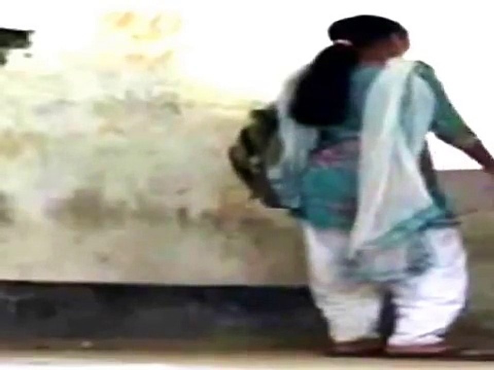 college girl romance with her boyfriend ( COUGHT ON CCTV )
