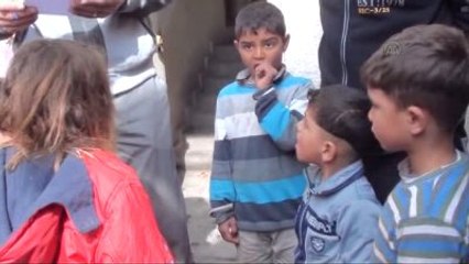 Suriyeli Sığınmacılar Sağlık Kontrolünden Geçirildi