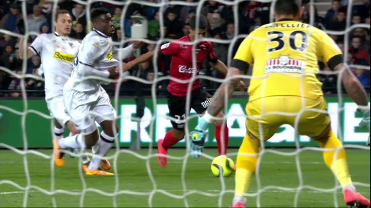 But Sloan PRIVAT (39ème) / EA Guingamp - Angers SCO - (2-2) - (EAG-SCO) / 2015-16