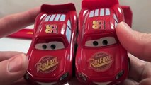 Cars Stunt Racers Crank Launcher Stunt Tricks with Metallic Lightning McQueen