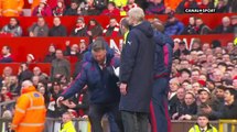 Manchester Utd Vs Arsenal - La simulation théâtrale de Louis van Gaal