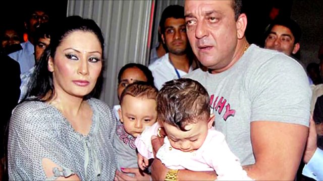 EXCLUSIVE VIDEO Sanjay Dutt Walks Out Of Pune's Yerwada Jail